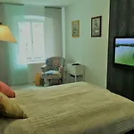 New Flat In Old Town+garage Apartment *