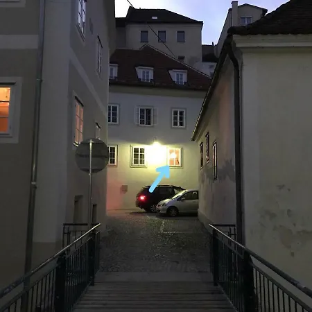 New Flat In Old Town+garage דירה שטייר