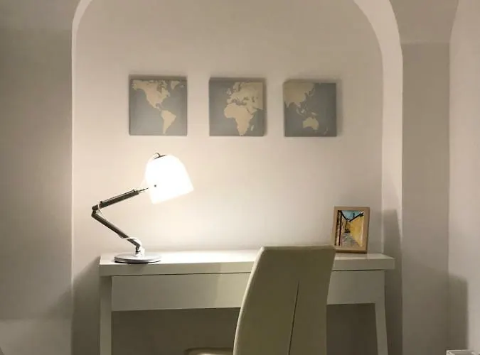 Апартаменты New Flat In Old Town+garage Штайр